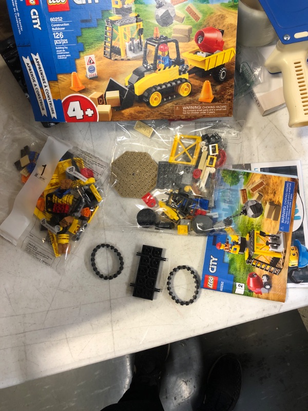 Photo 2 of Lego 60252 - City Construction Bulldozer