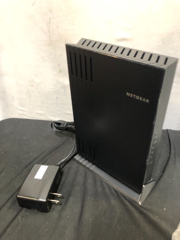 Photo 2 of NETGEAR WiFi 6 Mesh Range Extender (EAX20) - Add up to 1,500 sq. ft. and 20+ devices with AX1800 Dual-Band Wireless Signal Booster & Repeater (up to 1.8Gbps speed), plus Smart Roaming
