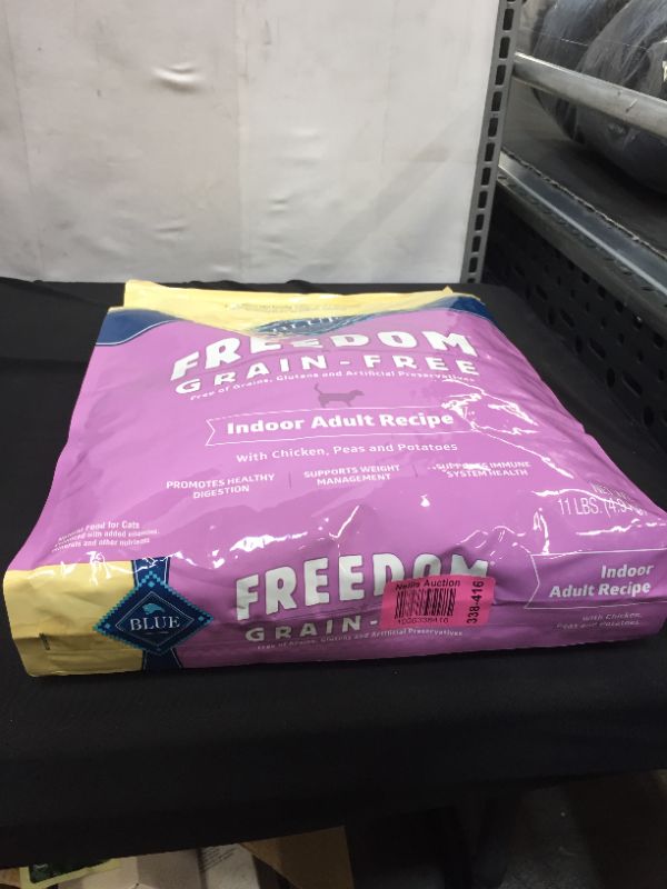 Photo 2 of Blue Buffalo Freedom Grain Free Natural Indoor Adult Dry Cat Food BB 02SEP2022
