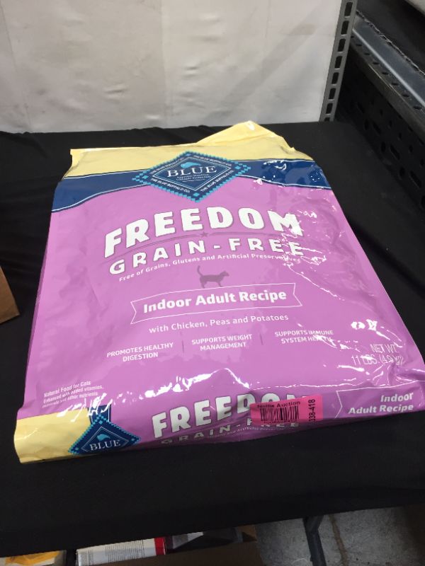 Photo 2 of Blue Buffalo Freedom Grain Free Natural Indoor Adult Dry Cat Food BB 02SEP2022
