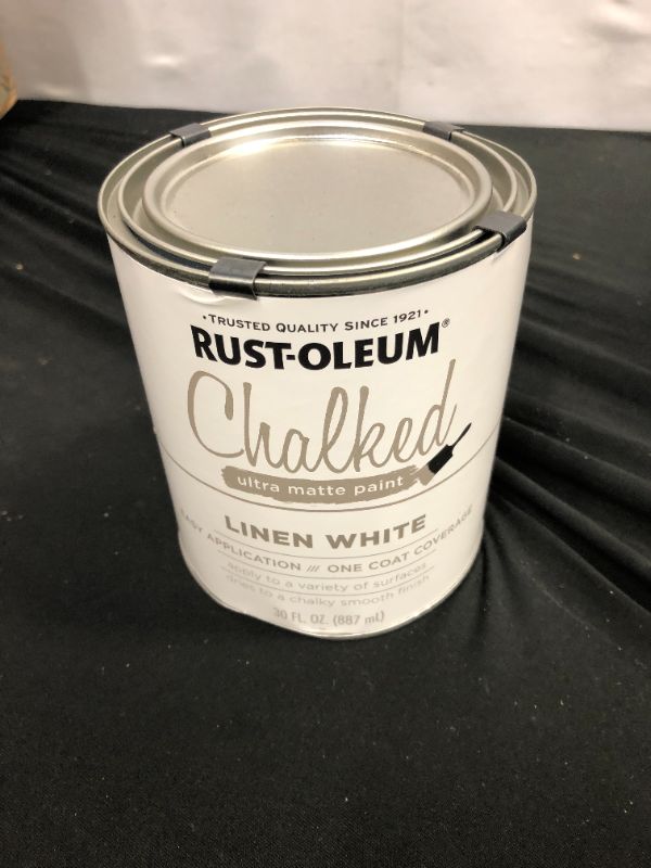 Photo 2 of 1 qt Rust-Oleum Brands 285140 Linen White Chalked Ultra Matte Paint
