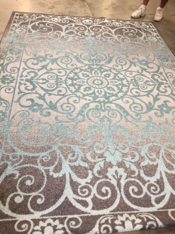 Photo 1 of 10'x7' area rug 