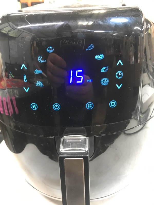 Photo 3 of 8-in-1 5.8 Qt. Black Electric Air Fryer with Recipe Book