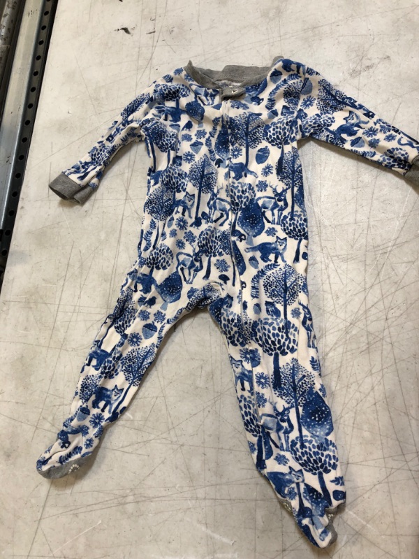 Photo 1 of Baby Onesie Sz 3-6 months