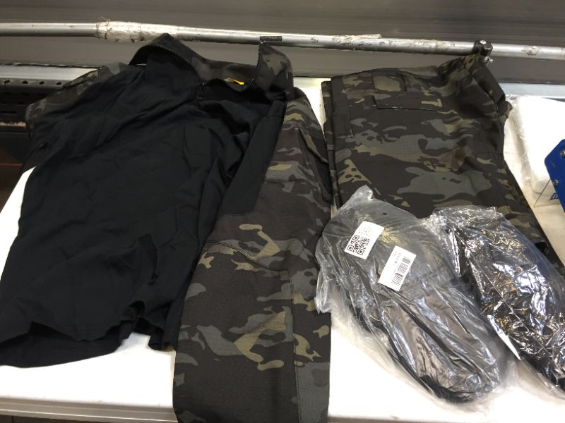 Photo 1 of 4xl tactical outfit 