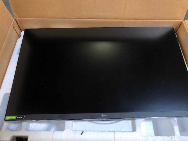 Photo 2 of LG 27GP850-B Ultragear Gaming Monitor 27” QHD (2560 x 1440) Nano IPS Display, 1ms Response Tim, 165Hz Refresh Rate, NVIDIA G-SYNC Compatible, AMD FreeSync Premium, Tilt/Height/Pivot Adjustable Stand
