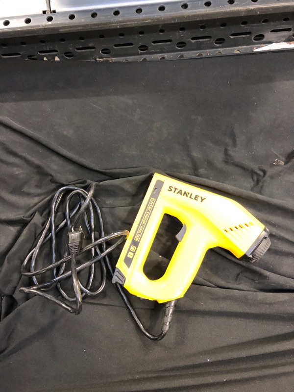 Photo 2 of ----SELL FOR PARTS----STANLEY Nail Gun, Electric Staple, 1/2-Inch, 9/16-Inch and 5/8-Inch Brads (TRE550Z)
