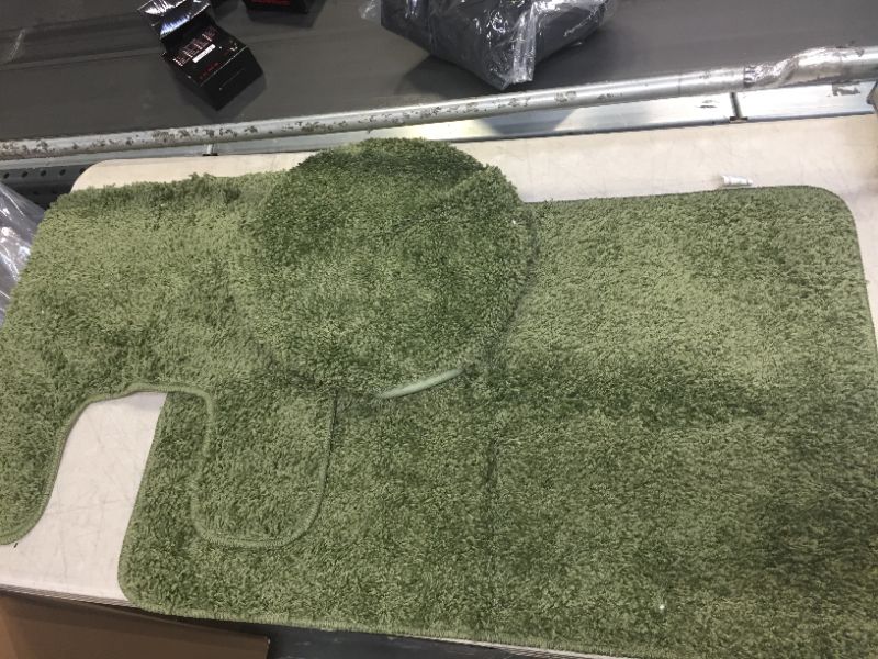 Photo 1 of 3 Piece Bathroom Rug Set