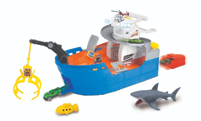 Photo 1 of Adventure Force Shark Attack Playset
