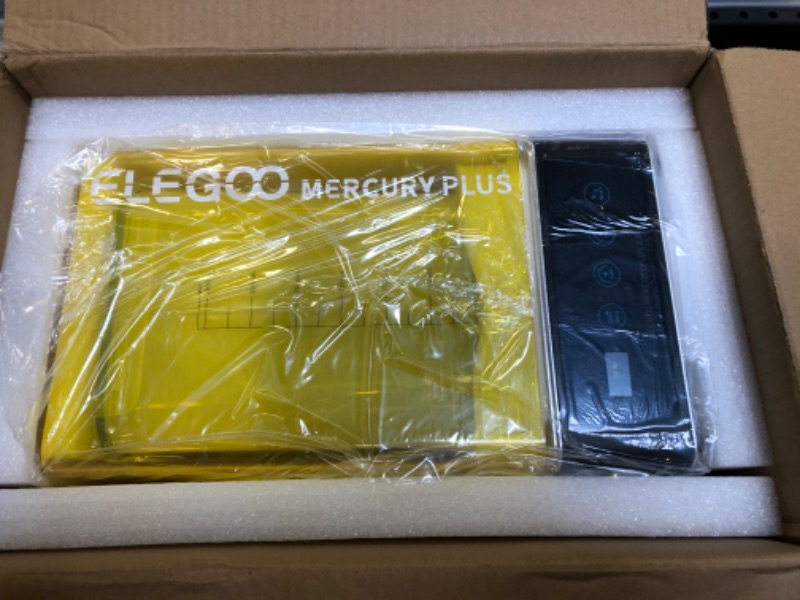 Photo 2 of ELEGOO Mercury Plus 2.0 Large Wash and Cure Machine for LCD/SLA/DLP 3D Printing Models Cure Box with Rotary Curing Turntable and Washing Bucket
