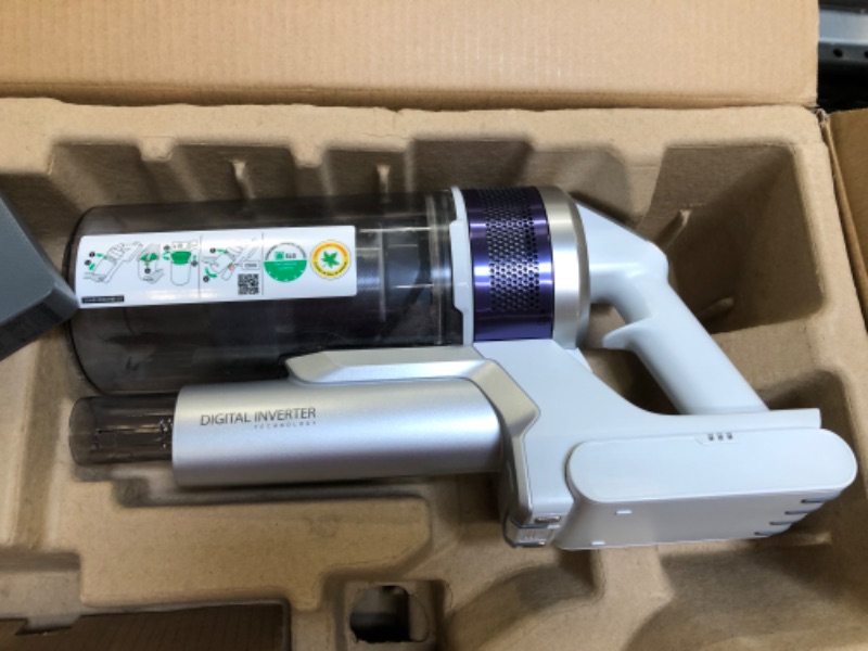 Photo 3 of Samsung Jet 70 Pet Cordless Stick Vacuum (Convertible to Handheld)
