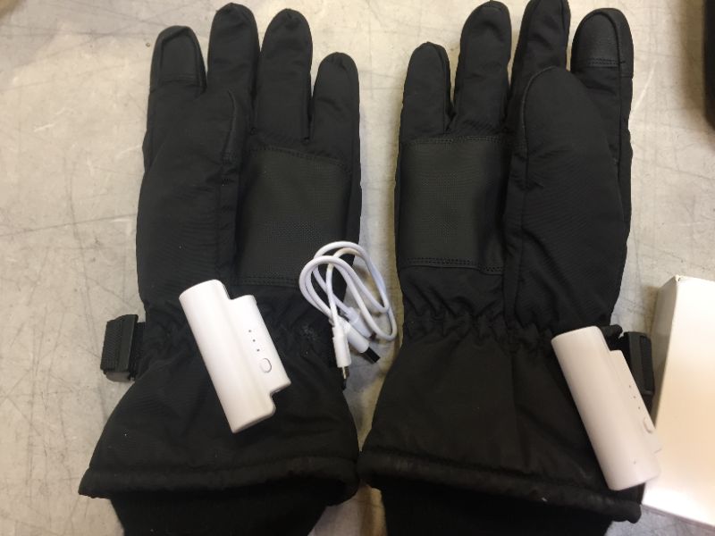 Photo 1 of GENERIC HEATED GLOVES MEDIUM