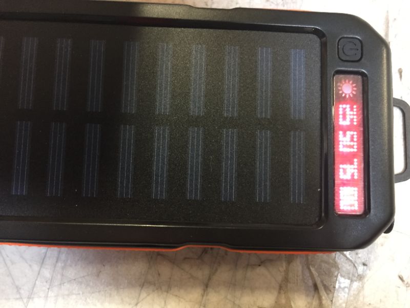 Photo 4 of fast charging dual usb led solar power bank portable charger---one works other does not turn on lights 