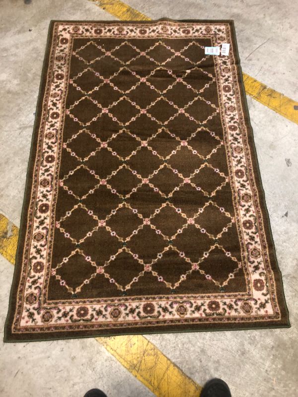 Photo 1 of 3FT X 5FT AREA RUG