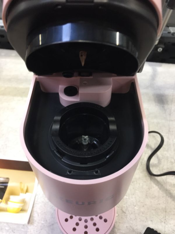 Photo 3 of Keurig K-Mini Coffee Maker, Single Serve K-Cup Pod Coffee Brewer, 6 to 12 Oz. Brew Sizes, Dusty Rose
