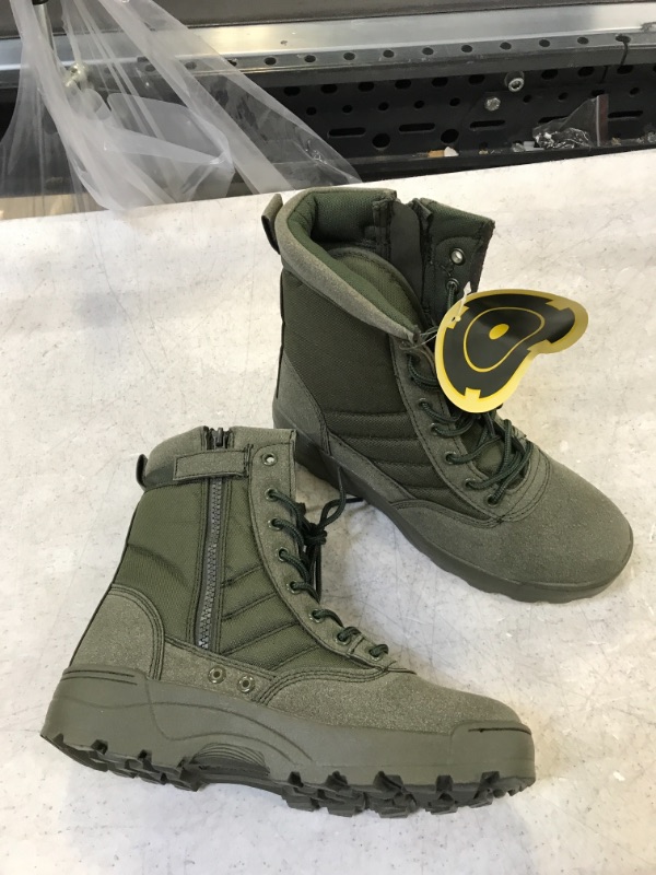 Photo 2 of Generic Green Tactical Combat Boots. Size 8 /41