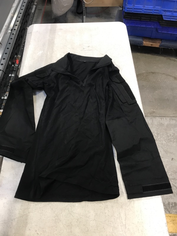 Photo 2 of Generic Black Tactical Shirt and Pants Set. Medium