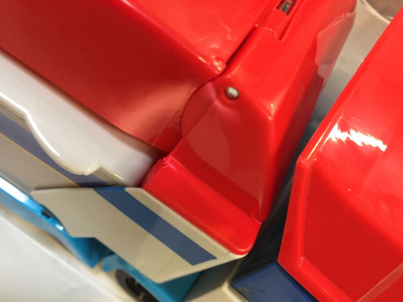 Photo 1 of Paw Patrol, Launch'N Haul PAW Patroller, Transforming 2-in-1 Track Set for True Metal Die-Cast Vehicles