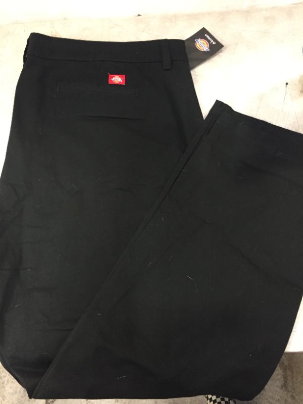 Photo 3 of Dickies Women's Plus Size Straight Flex Twill Pant --- SIZE 20W SMALL MARKINGS ON PANTS 
