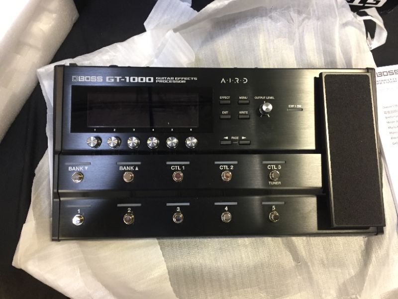 Photo 3 of Boss GT-1000 Multi guitar effects processor open box display