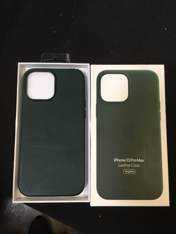 Photo 2 of Apple Leather Case with MagSafe (for iPhone 13 Pro Max) - Sequoia Green