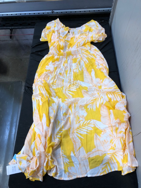 Photo 2 of CUPSHE Selena Yellow Floral V-Neck Midi Dress. Large
