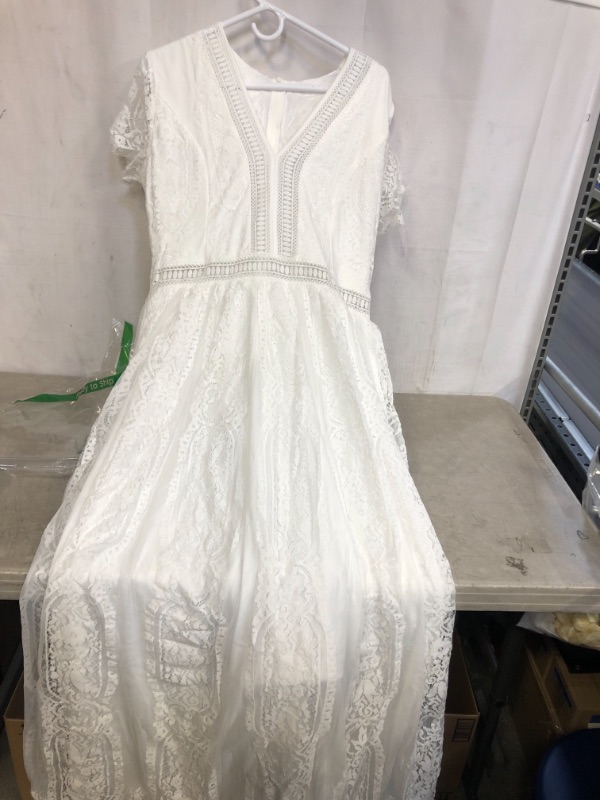 Photo 1 of WOMEN'S WHITE LONG LACE DRESS WITH BACK ZIPPER, SIZE XL 