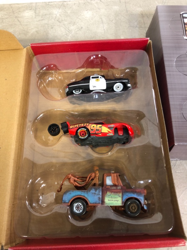 Photo 2 of Disney Pixar Cars Die-Cast Vehicle 3-Pack [Amazon Exclusive]

