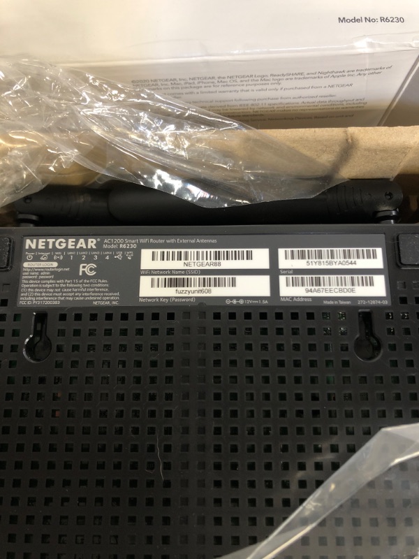 Photo 3 of NETGEAR WiFi Router (R6230) - AC1200 Dual Band Wireless Speed (up to 1200 Mbps) | Up to 1200 sq ft Coverage & 20 Devices | 4 x 1G Ethernet and 1 x 2.0 USB ports
