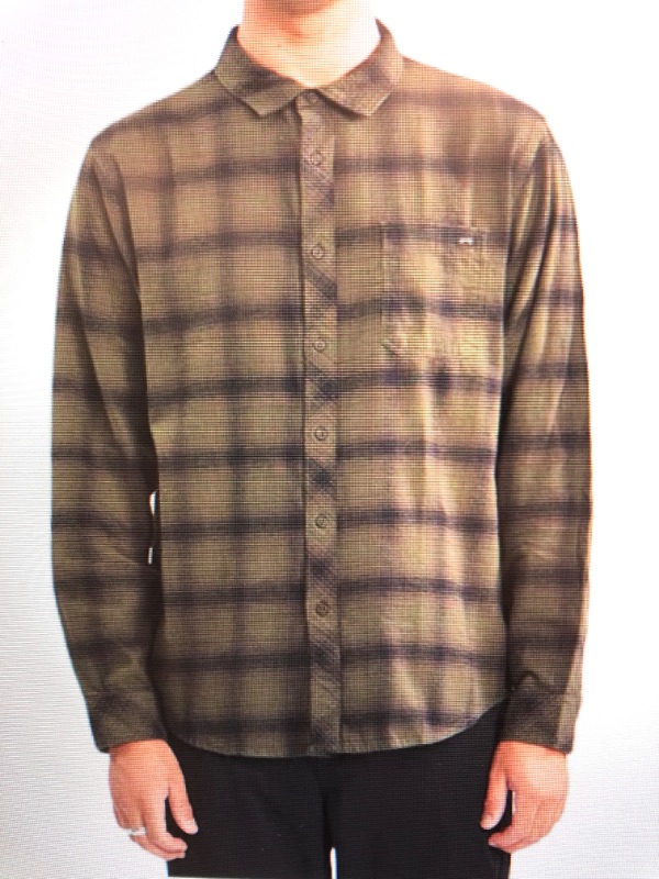Photo 1 of Billabong Men's Classic Long Sleeve Flannel Shirt
SIZE L