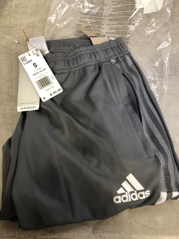 Photo 2 of adidas Men's Tiro 21 Track Pants
SIZE S 