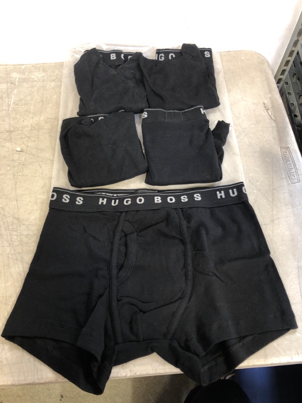 Photo 1 of HUGO BOSS BOXER BREIFS 5PK, SIZE M 