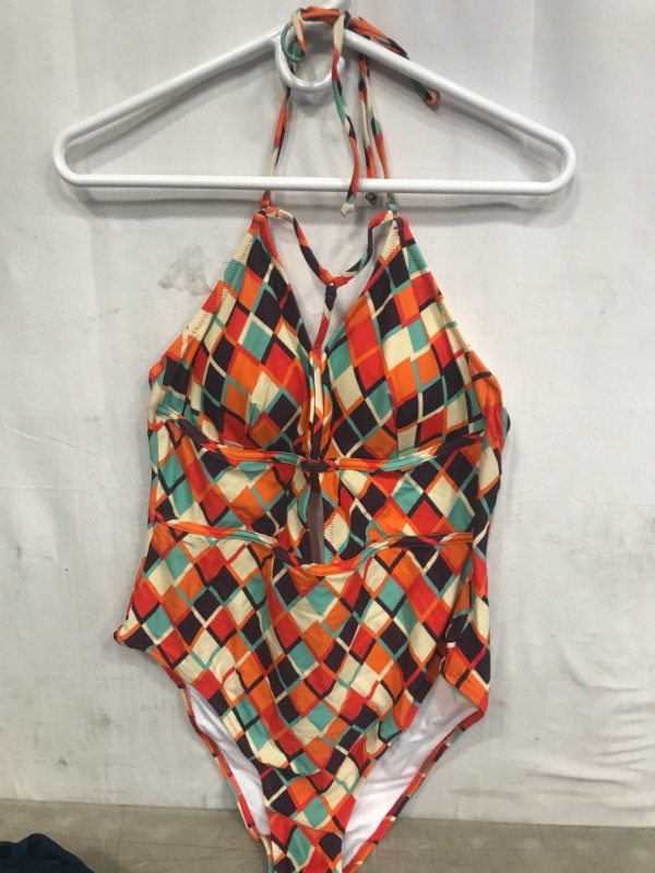 Photo 1 of cupshe 1 piece swimsuit diamond print, SIZE XL