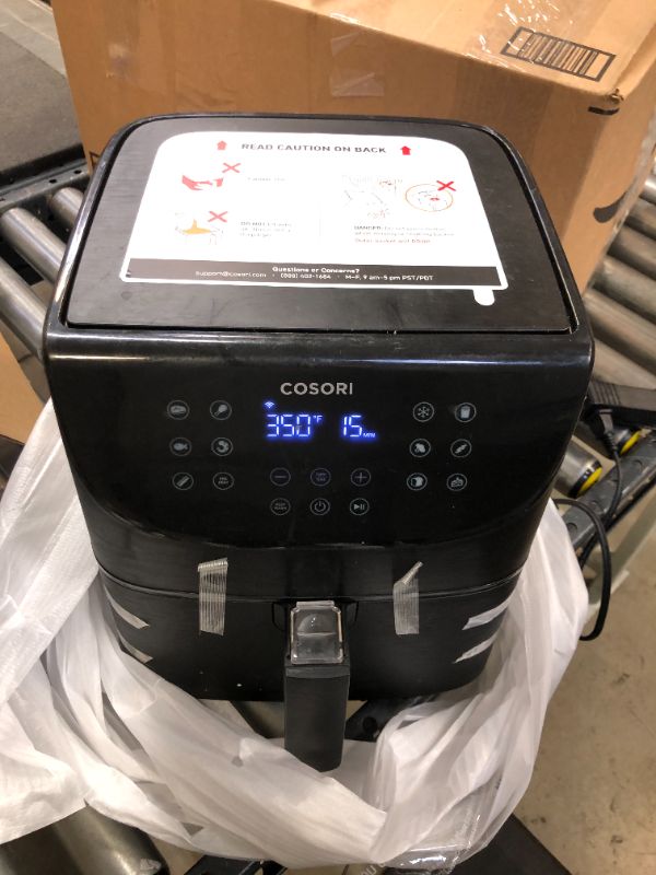 Photo 2 of Cosori CS158-AF Smart WiFi Air Fryer 5.8QT+ 