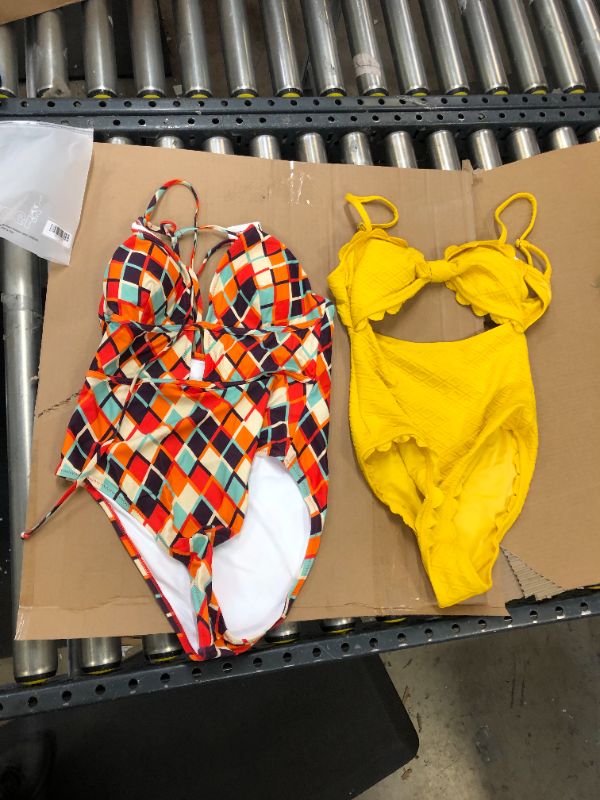 Photo 1 of 2pc Womens Swimsuites - XL/S