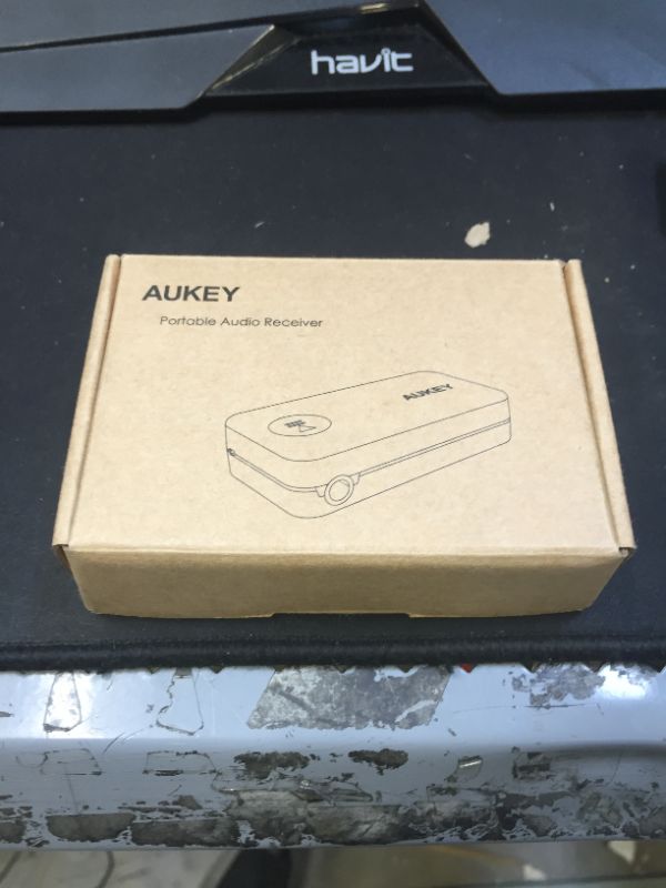 Photo 2 of AUKEY Bluetooth Receiver Portable Wireless Audio Receiver C
