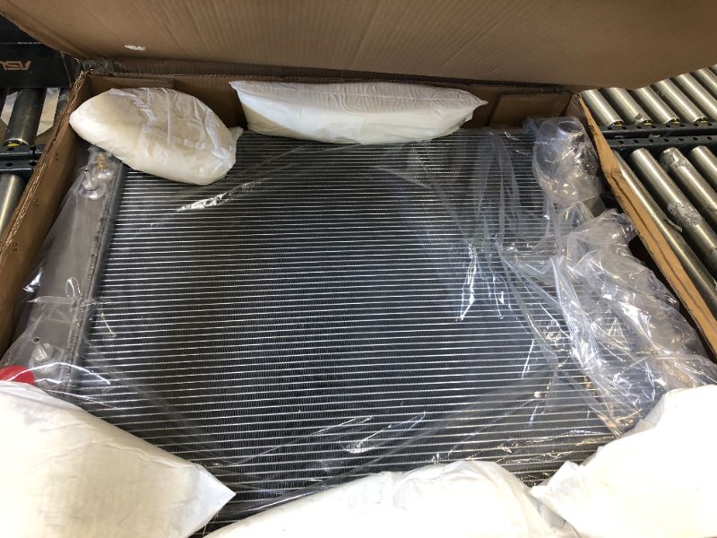 Photo 2 of 6.0L Turbo Diesel Powerstroke Aluminum Radiator for 2003-2007 Ford F250 F350 Super Duty