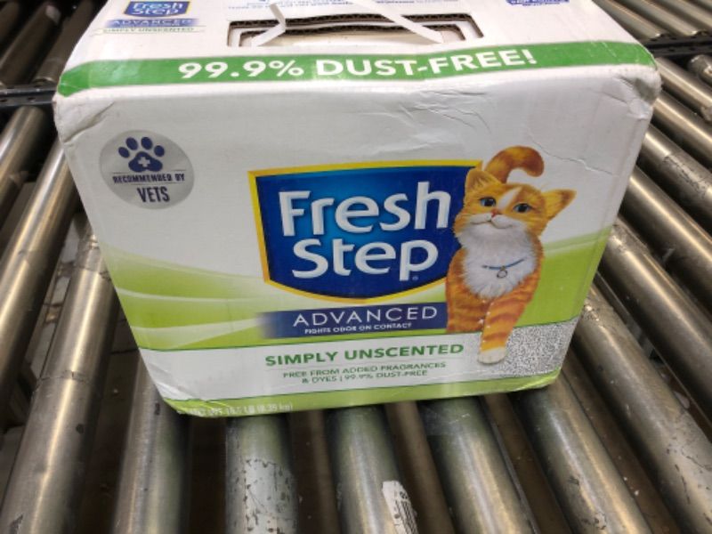 Photo 1 of Fresh Step Advanced Simply Unscented Clumping Clay Cat Litter, 18.5-lb box, 1 pack