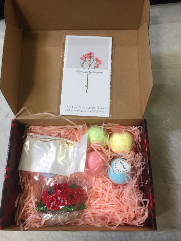 Photo 1 of Bath Bomb Gift Kit 