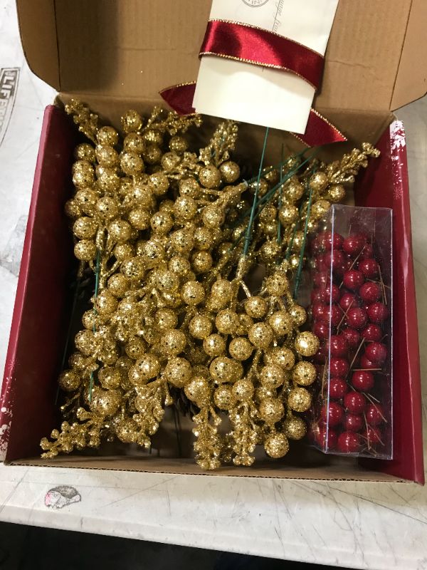 Photo 2 of Artificial 124Pcs Assorted Christmas Glitter Berries Stems?Christmas Tree and Wreath Ornament Picks