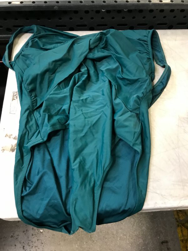 Photo 1 of CUPSHE Sydney Ruched Plus Size One Piece Swimsuit---4X---
