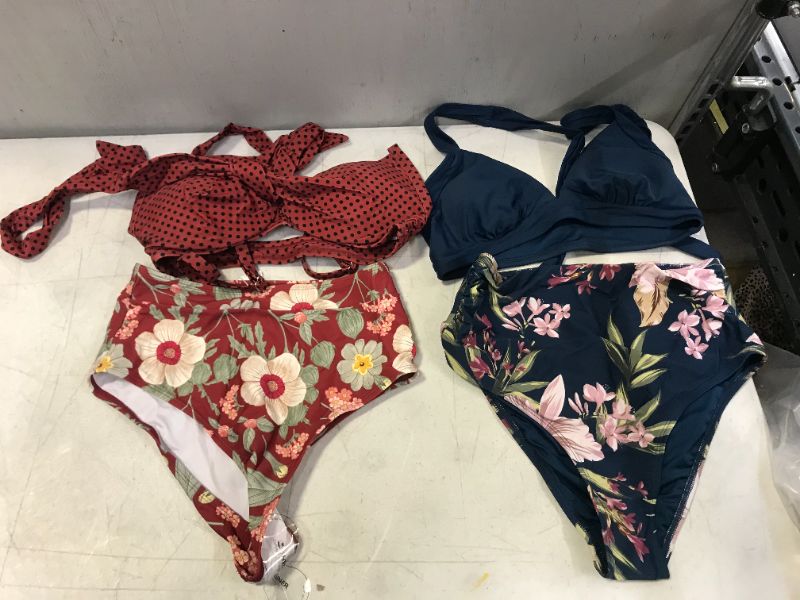 Photo 1 of Cupshe women's swimsuits 2 pack 