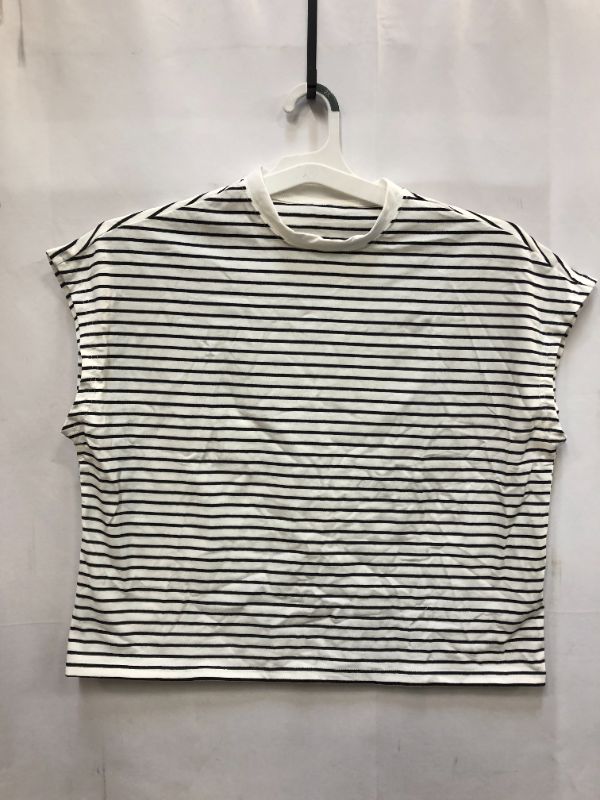 Photo 1 of WOMEN'S MEDIUM SHORT LENGTH SLEEVELESS SHIRT OFF-WHITE/BLACK STRIPES