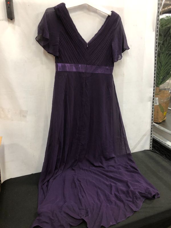 Photo 2 of WOMEN'S LARGE FORMAL DRESS PURPLE LONG LENGTH SHORT SLEEVE V NECK 