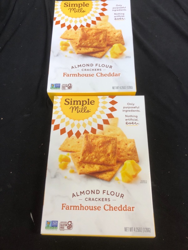 Photo 2 of 2 PACK - Simple Mills Almond Flour Crackers, Farmhouse Cheddar, Gluten Free, Flax Seed, Sunflower Seeds, Corn Free, Good for Snacks, Made with whole foods, (Packaging May Vary)
EXP - 1 - 19 - 22 