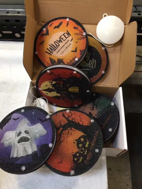 Photo 1 of BLOOMWIN Halloween Window Lights Battery Operated 3D
