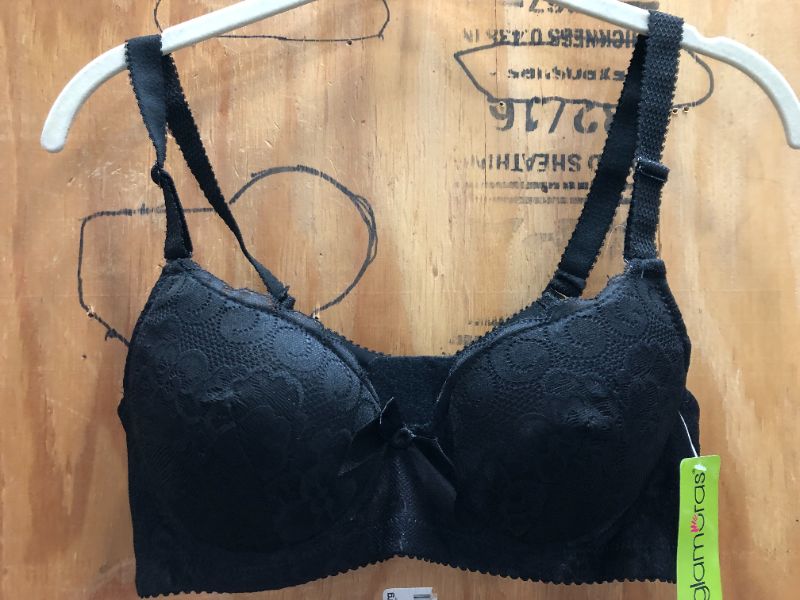 Photo 1 of Black Women's Bra Size 38/85