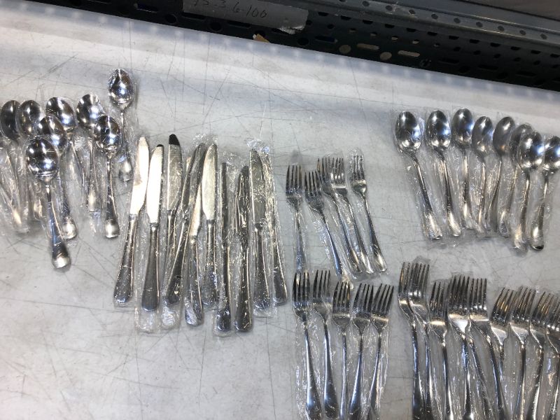 Photo 2 of 48 Pcs Silverware set