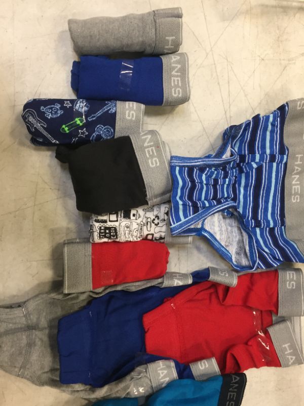 Photo 3 of Hanes Boys' 10pk Classic Cotton Briefs size S plus a Boy's Boxer Brief size M 