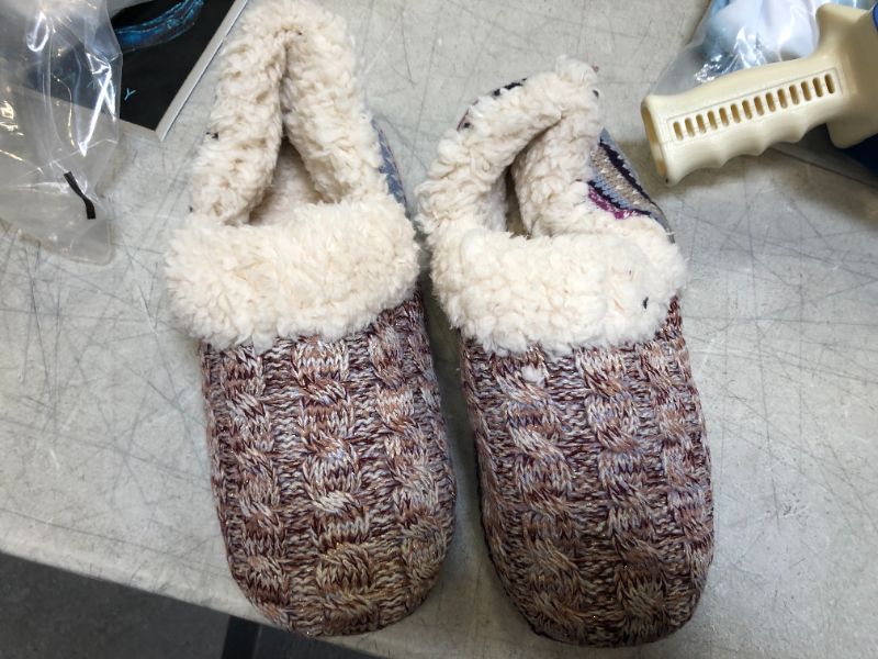 Photo 1 of Generic women's slippers sz 9-10